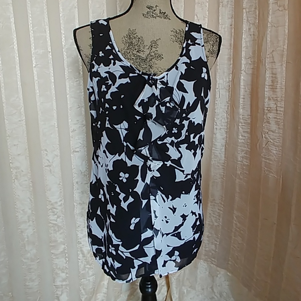 New York & Company Women's Floral Shirt